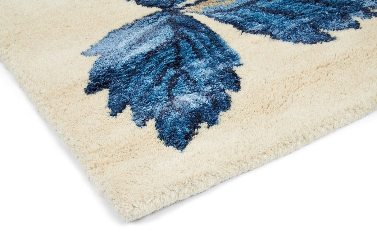 Wedgwood Wild Strawberry Cream Floor Rug