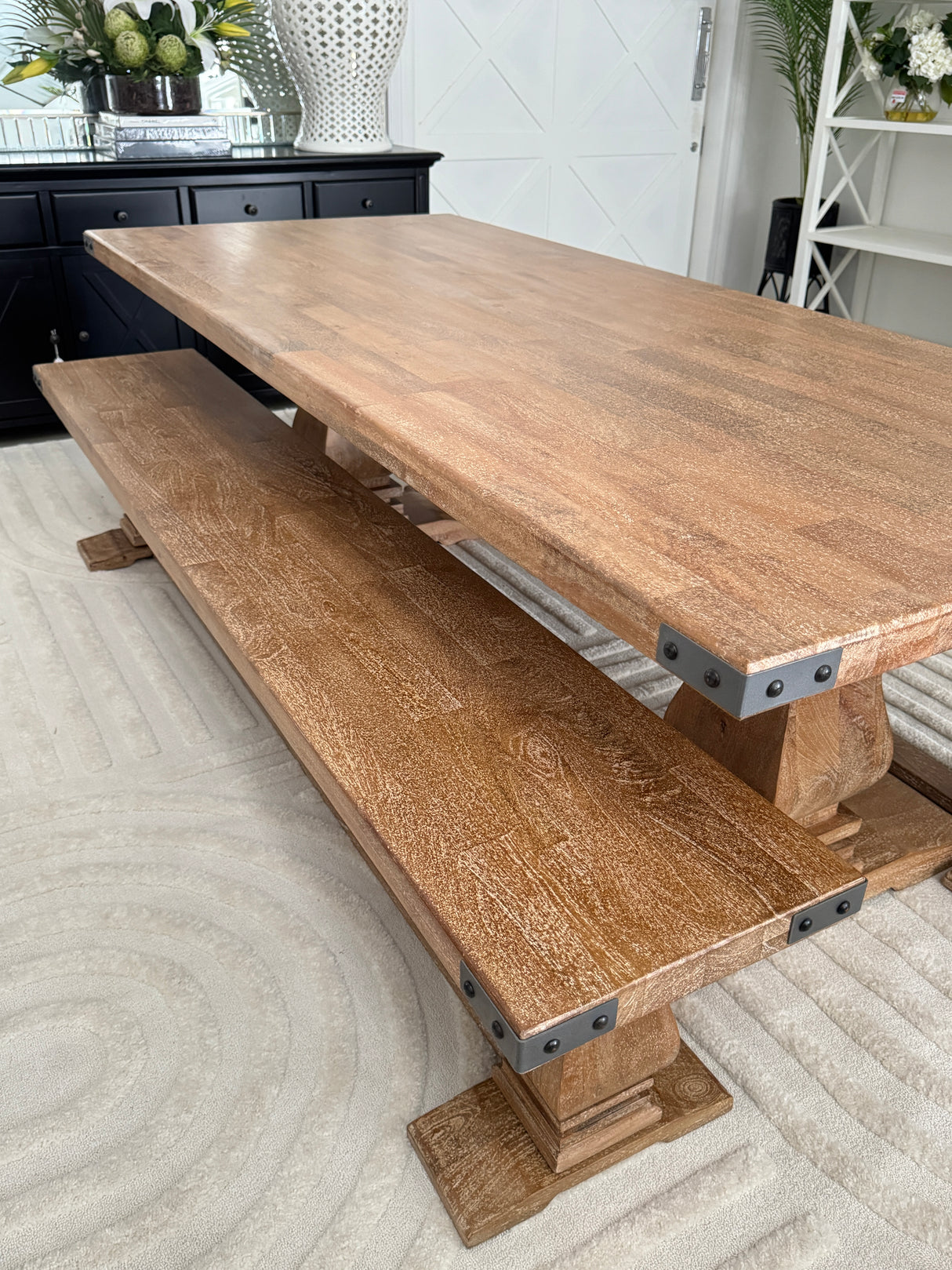 Hudson Dining Suite With Two Bench Seats