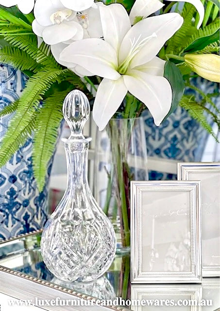 Teardrop Glass Decanter