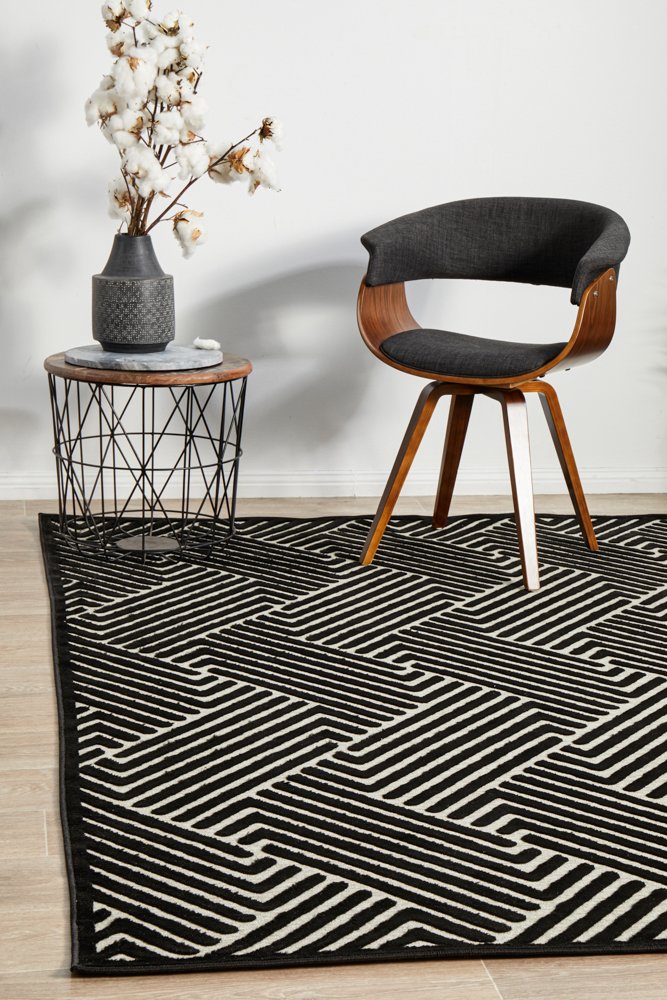 Manhattan Rug In Black Stripe