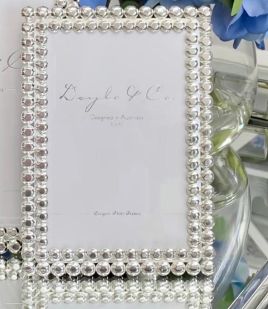 Elegant Silver Photo Frame