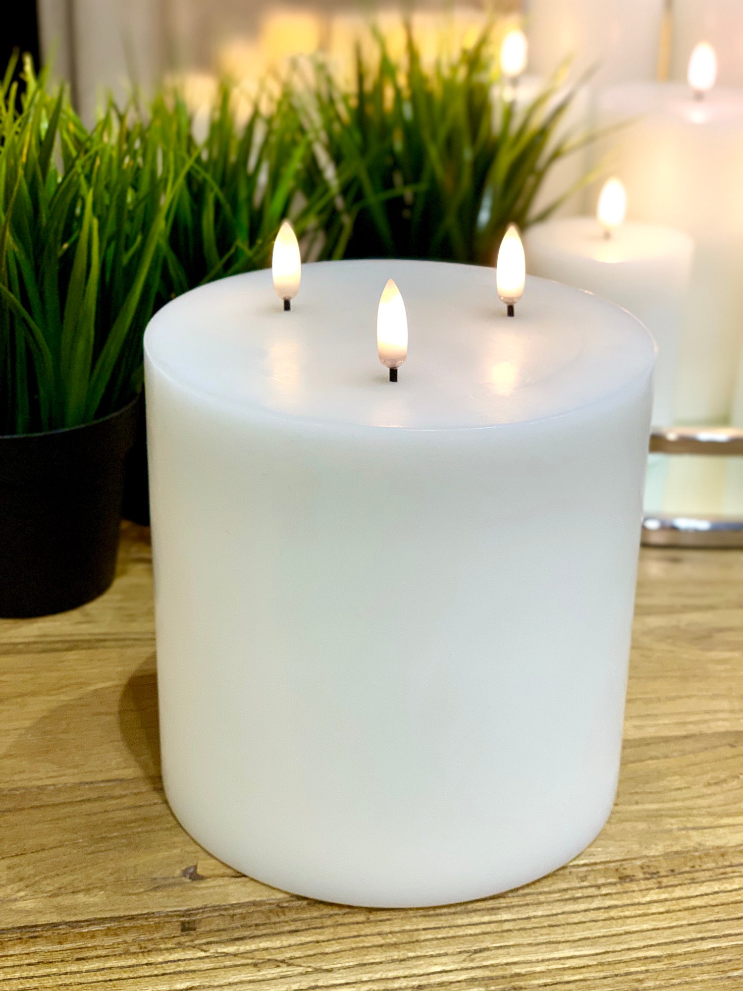 Nordic White Flameless Candle - Triple Wick