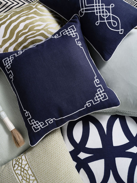 Cushions & Throws