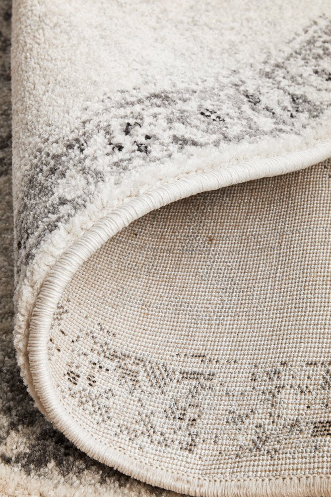 Hilton Silver Round Rug