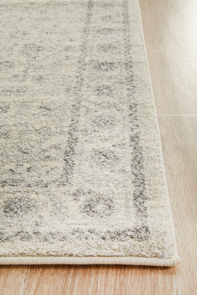 Winter White Runner