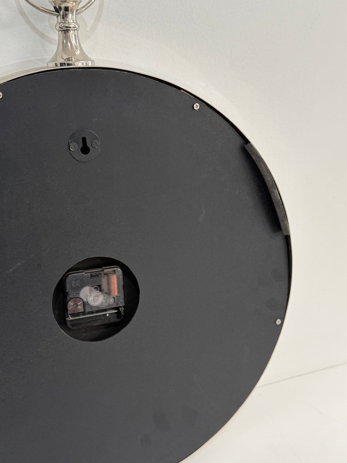 Luxury Wall Clock With White Face In Small - SECONDS