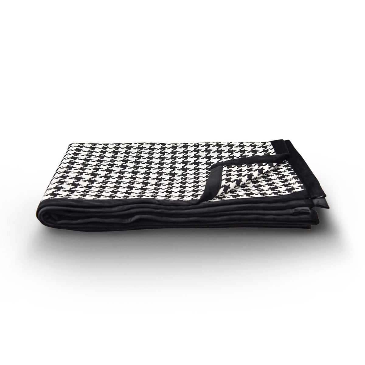 Black and White Montgomery Throw