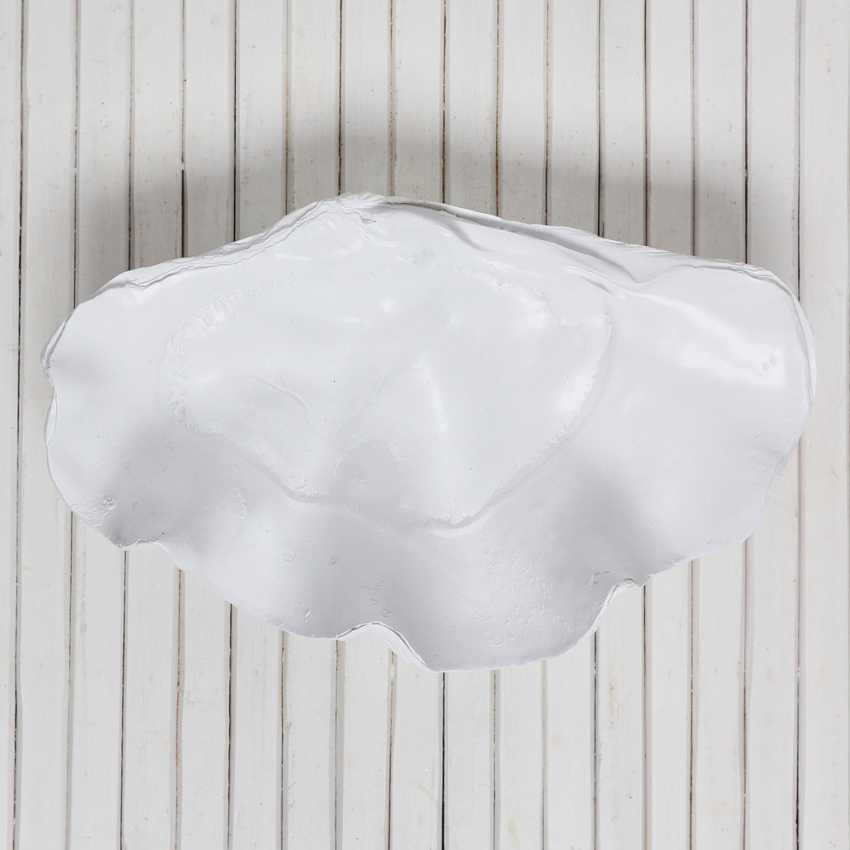White Faux Clam Shell - Large