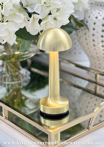Vogue Round Top USB Touch Lamp In Gold