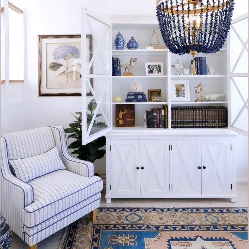 Ex-Display Newport Display Cabinet In White