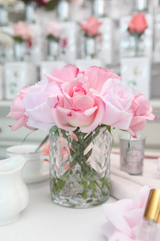 Mixed Pink Rose Buds In Herringbone Glass