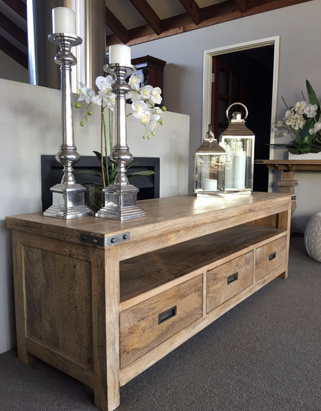 Hamptons Collection 170cm Solid Hardwood TV Entertainment Unit