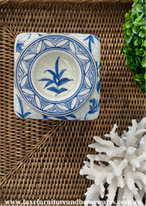 Blue & White Peach Pattern Square Jar With Gold Trim
