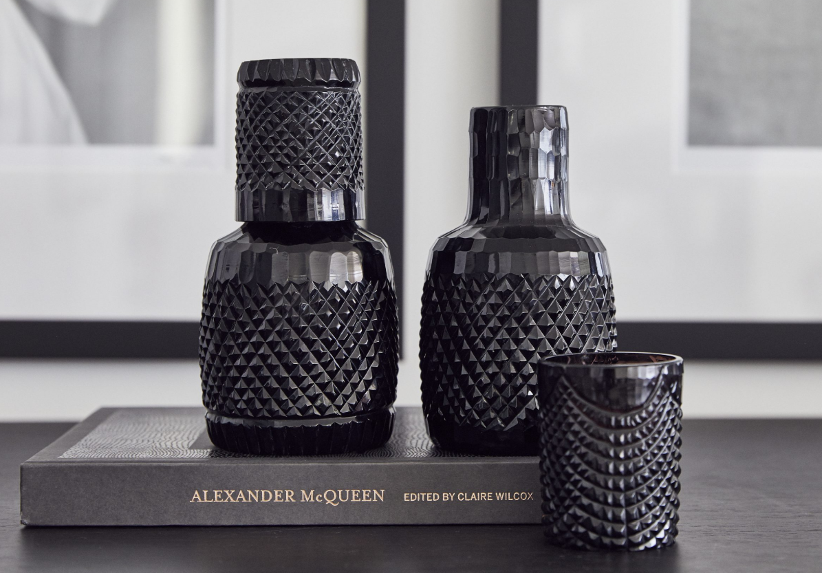 Black Curve Cut Water Carafe With Tumbler